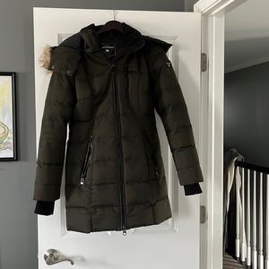 Noize Vegan mid length parka, EUC